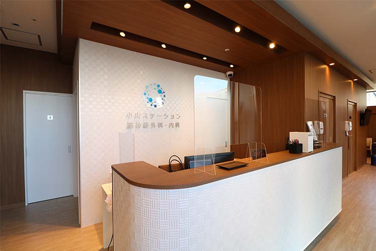 院内パーテンション設置